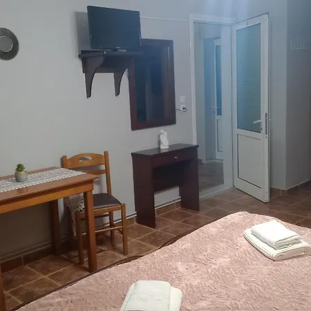 αντωνία 3*
